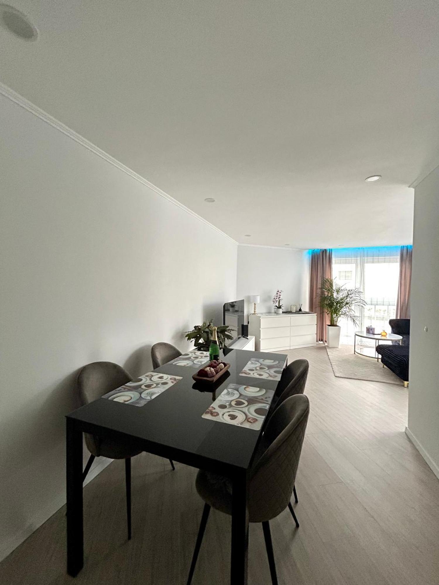 Moderne Ferienwohnung In זיגמרינגן מראה חיצוני תמונה